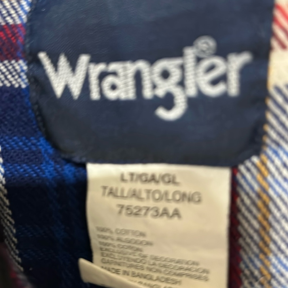 Wrangler Colorful Plaid shacket snap Button-Up Shirt - Picture 4 of 5